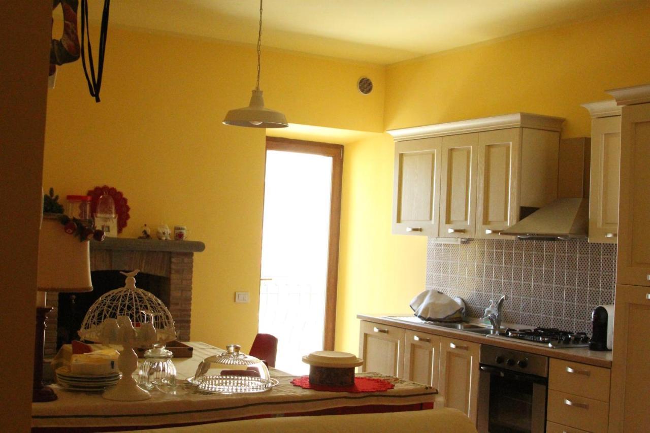 La Casa Di Gioia Bed & Breakfast Castiglione In Teverina Exterior photo